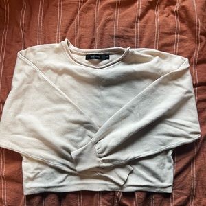 Zesica cropped pull over sweater, size Small